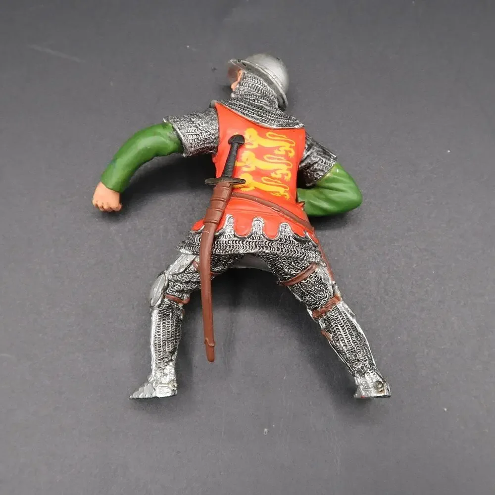 Blue Box Knights Set of 5 Action Figures 4
